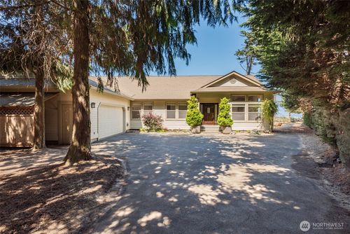 110 Sea Bluff Ln, Port Angeles, WA, 98362-8166 | Card Image