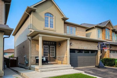 30 Bankfield Cres, House other with 3 bedrooms, 3 bathrooms and 4 parking in Stoney Creek ON | Image 3