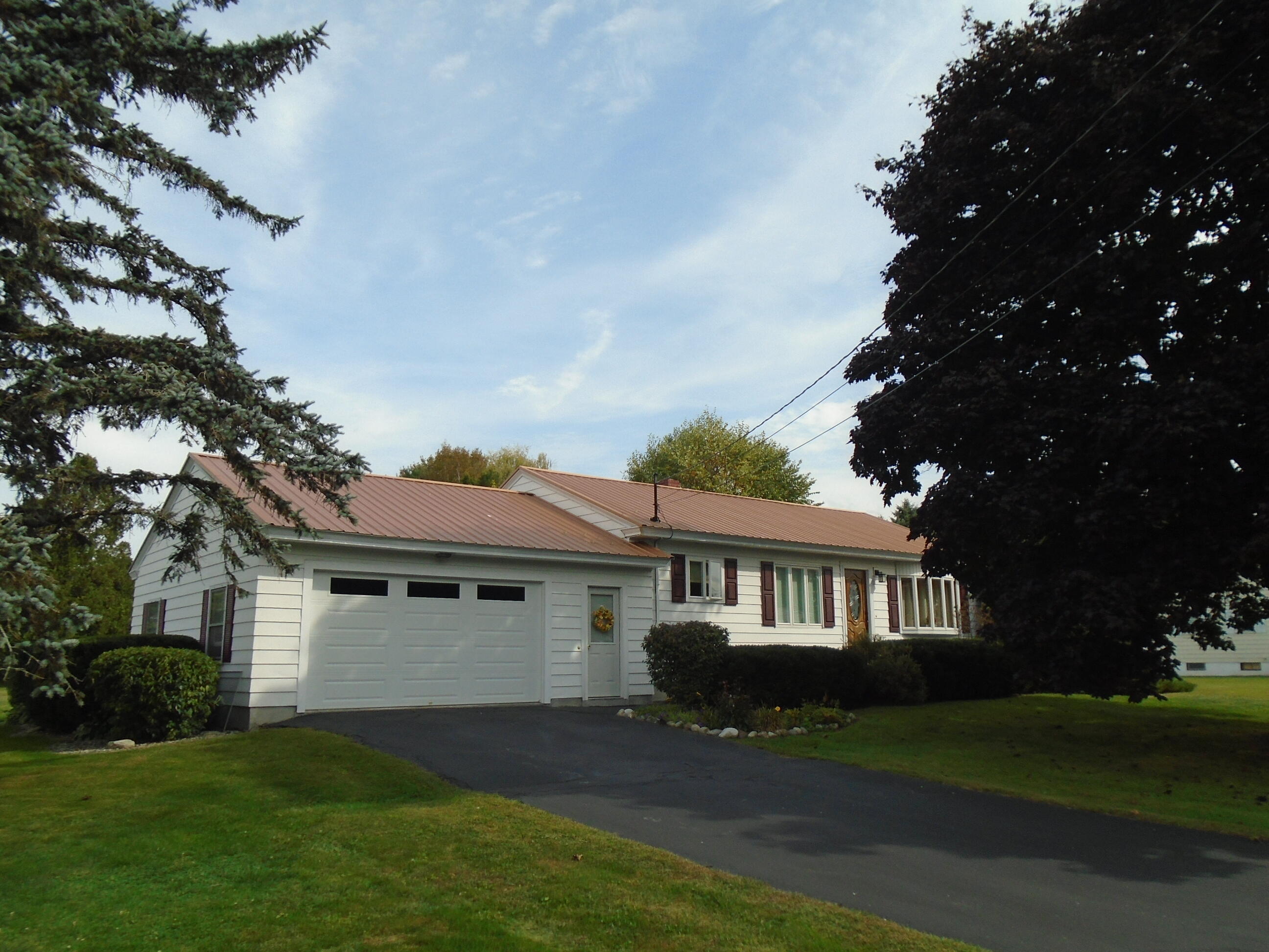 Kennebec Dr, Benton, ME 04901