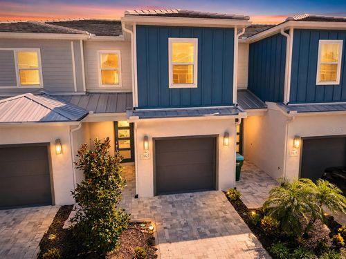 7821 Spectrum Dr, Reunion, FL, 34747-3407 | Card Image