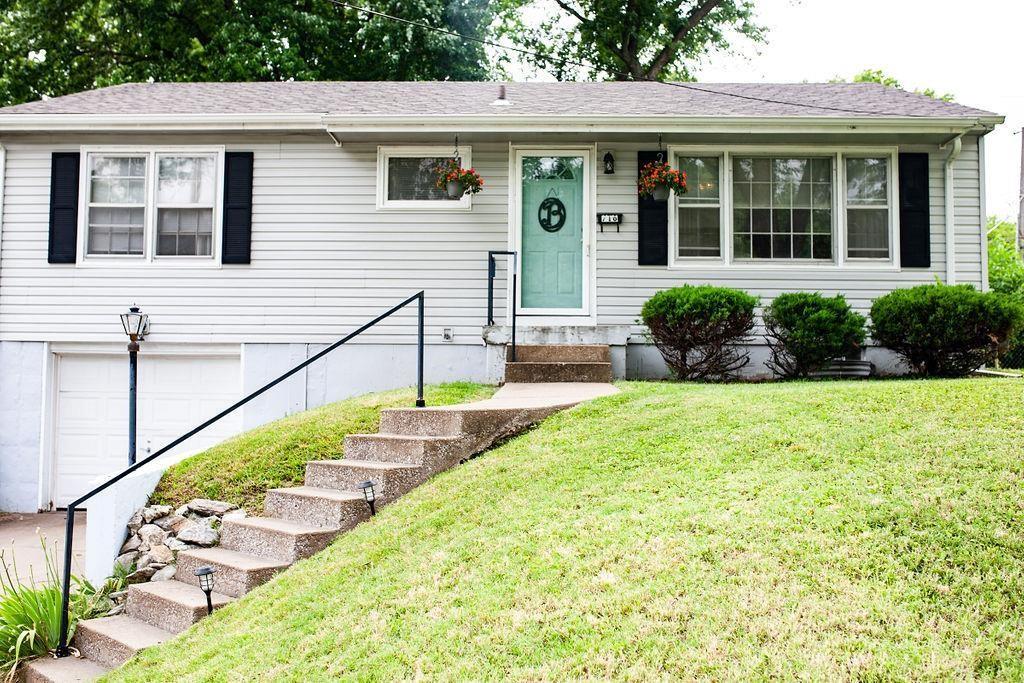 Forest Ave, Independence, MO 64050