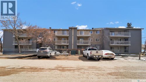 202b-1121 Mckercher Dr, Saskatoon, SK, S7H5B8 | Card Image