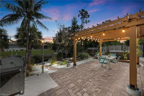 27211 Sun Aqua Ln, BONITA SPRINGS, FL, 34135-4761 | Card Image