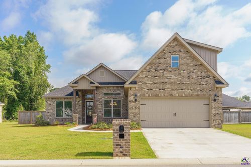 104 Abby Gail Ln, Perry, GA, 31069-2450 | Card Image