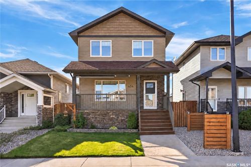 454 Geary Cres, Saskatoon, SK, S7R0E7 | Card Image
