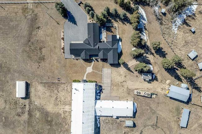 39225 Range Road 274, Home with 4 bedrooms, 4 bathrooms and 3 parking in Rural Red Deer County AB | Image 43