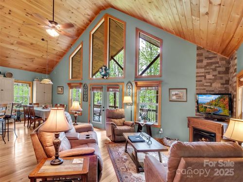 265 Gobbler Rdg, Sylva, NC, 28779-5765 | Card Image