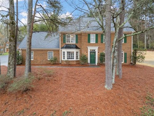 4150 Woodlark Ct Ne, Roswell, GA, 30075-2673 | Card Image