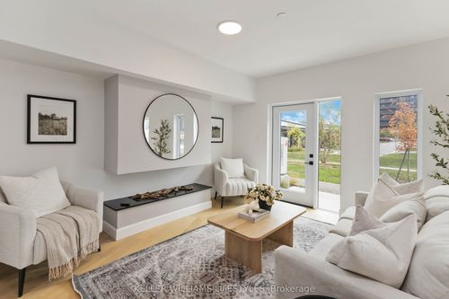 a110-2062 Lumen Dr, London, ON, N6K0L3 | Card Image