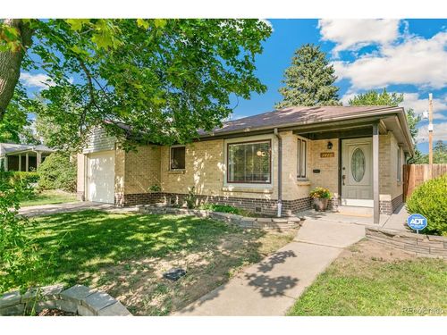 1440 S Bellaire St, Denver, CO, 80222 | Card Image
