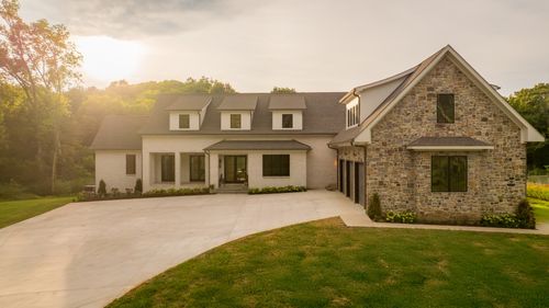 1489 Old Tva Rd, Columbia, TN, 38401-1653 | Card Image