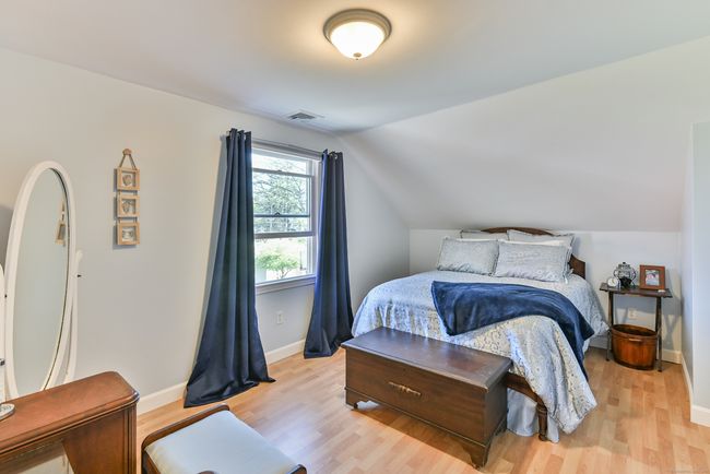 35 Walker Rd, House other with 3 bedrooms, 2 bathrooms and 4 parking in Quinebaug CT | Image 30