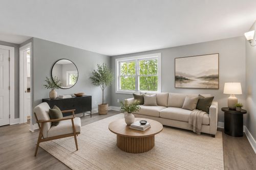2d-9 Cole St, South Portland, ME, 04106-4215 | Card Image
