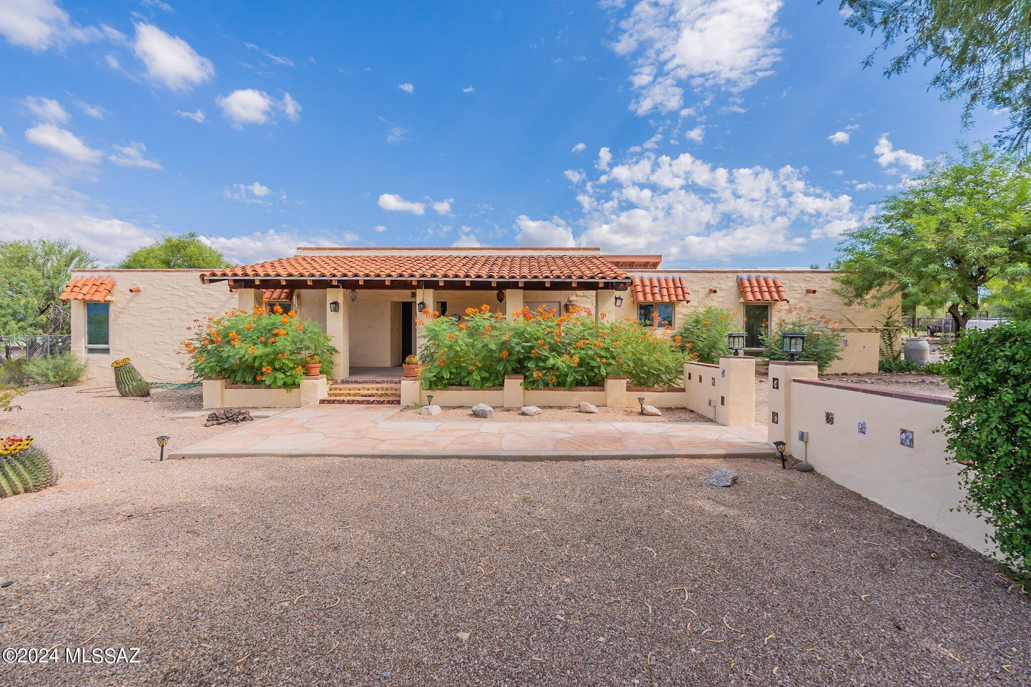 Margo Ln, Tucson, AZ 85749