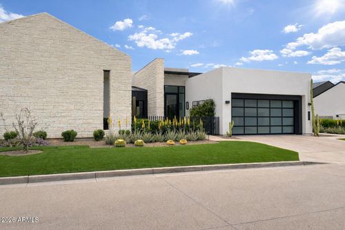 6838 E Joshua Tree Ln, Paradise Valley, AZ, 85253-3281 | Card Image
