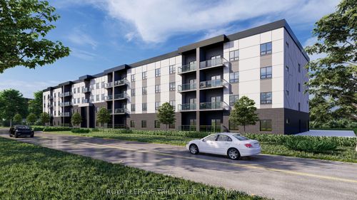 101-33318 Richmond St, Lucan, ON, N0M2J0 | Card Image