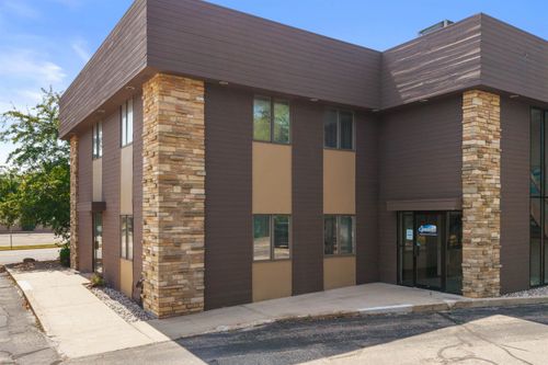 suite-102-3273 Church St, Stevens Point, WI, 54481-5300 | Card Image