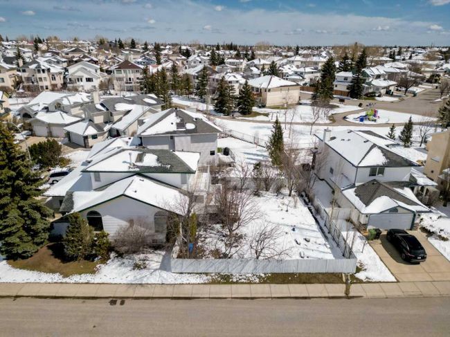 28 Arbour Glen Green Nw, Home with 3 bedrooms, 2 bathrooms and 4 parking in Calgary AB | Image 38