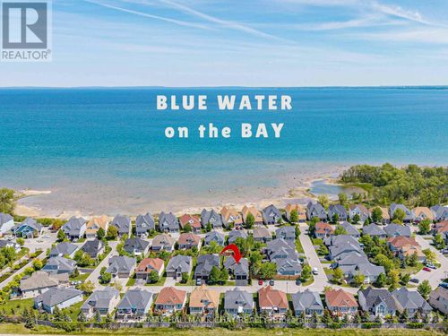 19 Starboard Cir, Wasaga Beach, ON, L9Z0E9 | Card Image