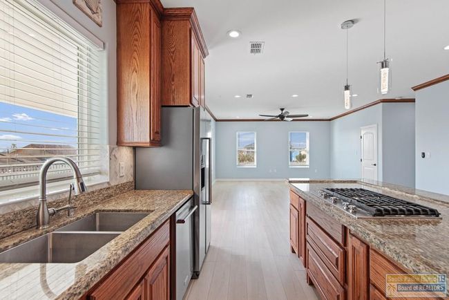 1013 Tarpon Ave, House other with 5 bedrooms, 4 bathrooms and null parking in Port Isabel TX | Image 24