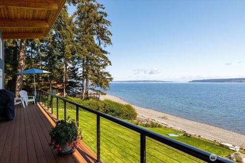 727 Arbor Dr, Coupeville, WA, 98239-9540 | Card Image