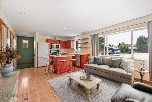 141 Gravel Hollow Dr, Bozeman, MT, 59718-6615 | Card Image