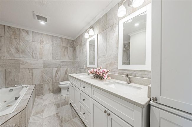 6 Iris Crt, House other with 7 bedrooms, 4 bathrooms and 13 parking in Carlisle ON | Image 28
