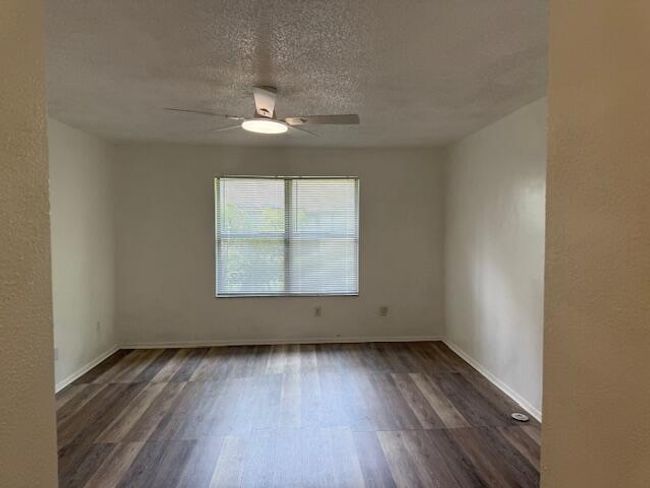 197 Star Clusters Ct, Condo with 2 bedrooms, 2 bathrooms and null parking in Royal Palm Beach FL | Image 7