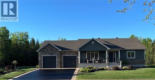 115 Royal Oaks Blvd, Moncton, NB, E1H2P7 | Card Image