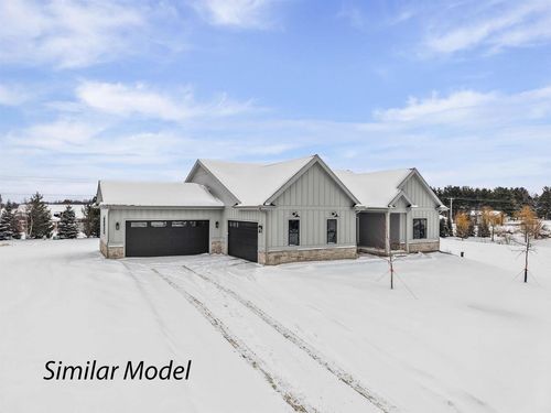 130 Jwana Circle Circle, OREGON, WI, 53575 | Card Image