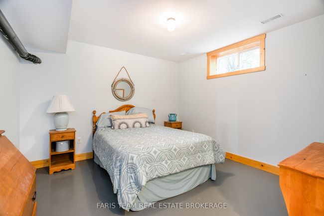 697 Lafontaine Rd E, House other with 6 bedrooms, 4 bathrooms and 15 parking in Tiny ON | Image 28