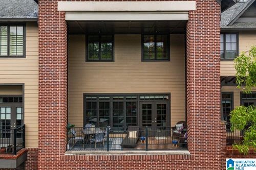 2936-2936 Cahaba Village Pl, Mountain Brk, AL, 35243-5937 | Card Image