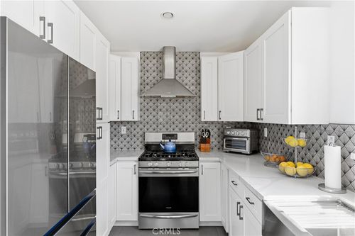 c-29123 Thousand Oaks Blvd, Agoura Hills, CA, 91301-5707 | Card Image