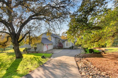 5021 Barnett Loop Rd, Shingle Springs, CA, 95682-5106 | Card Image