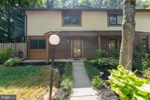 10657 Spring Oak Ct, BURKE, VA, 22015-2214 | Card Image