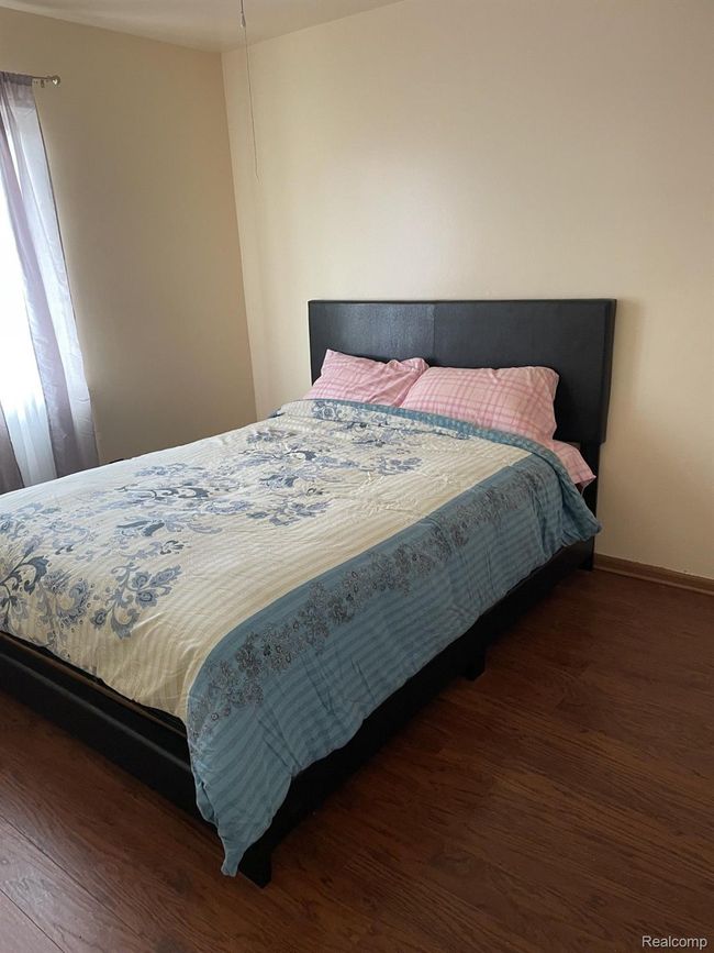 237 W Castle Rd, House other with 4 bedrooms, 2 bathrooms and null parking in Fostoria MI | Image 9
