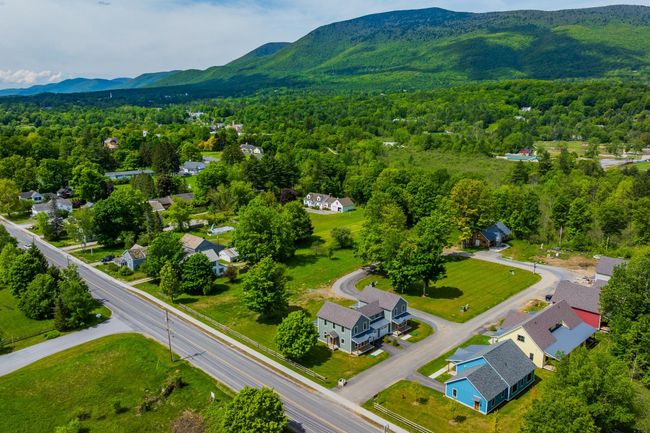 38 Jamesons Flts, Condo with 3 bedrooms, 3 bathrooms and null parking in Manchestr Ctr VT | Image 47