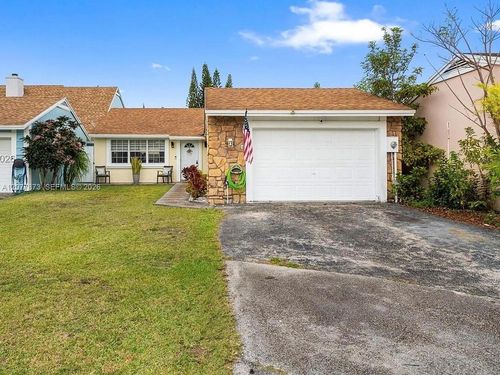 1366-1366 Osprey Ct, Homestead, FL, 33035-1052 | Card Image