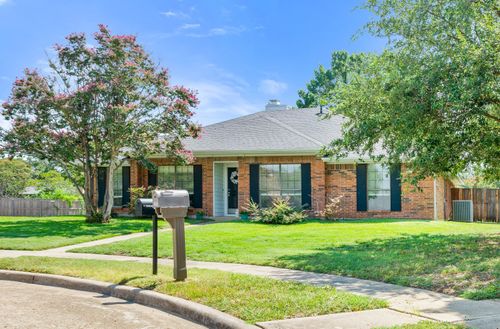 1801 Longmont Pl, Richardson, TX, 75081-2012 | Card Image