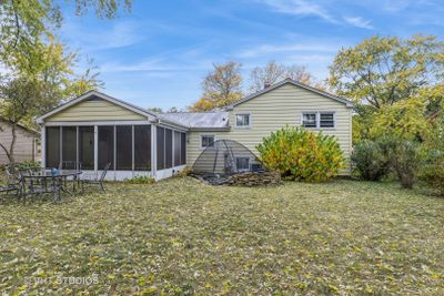 805 Coventry Lane, House other with 4 bedrooms, 2 bathrooms and 1 parking in Crystal Lake IL | Image 3