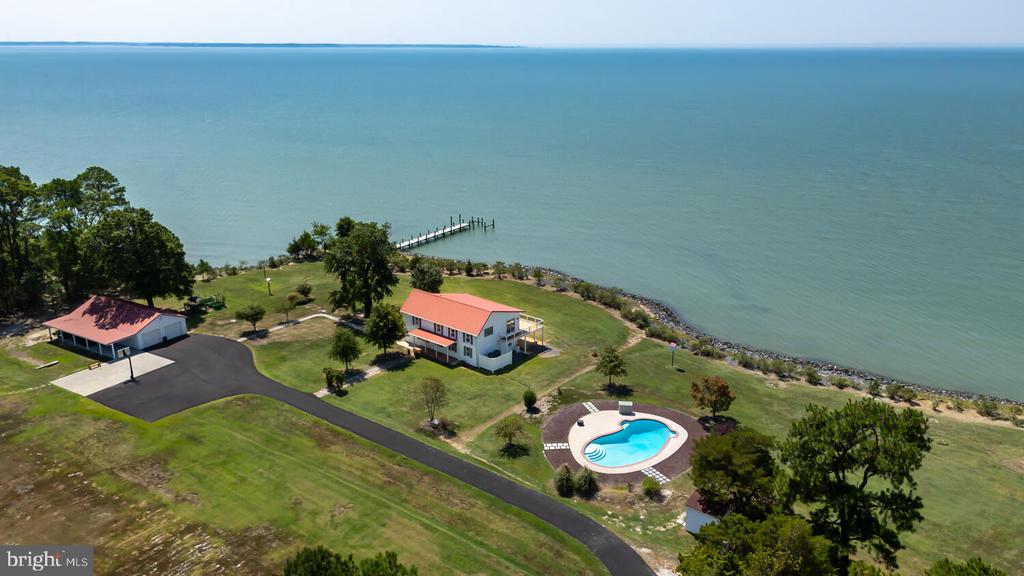 Ragged Point Rd, Cambridge, MD 21613