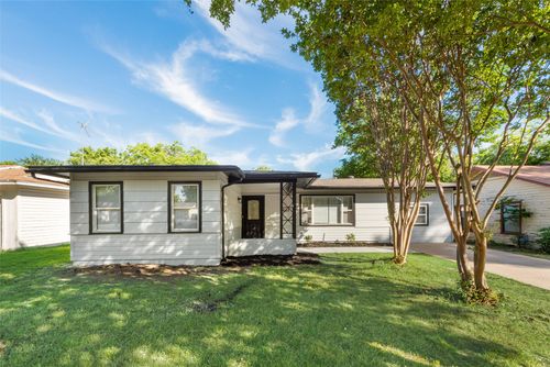 1628 Florence St, Arlington, TX, 76010-7511 | Card Image