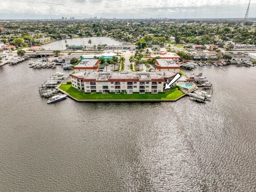 111-313 Lake Cir, North Palm Beach, FL, 33408-5235 | Card Image