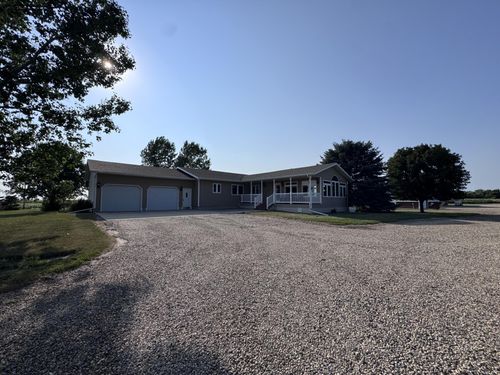 12887 365th Ave, Ipswich, SD, 57451-5603 | Card Image