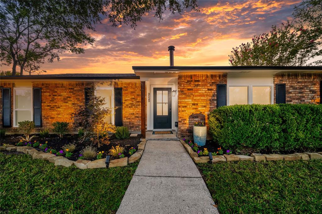 Knoll Point Dr, Garland, TX 75043
