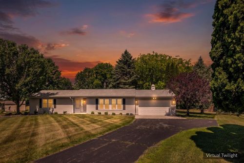 W846 North Ct, Green Lake, WI, 54941-9731 | Card Image