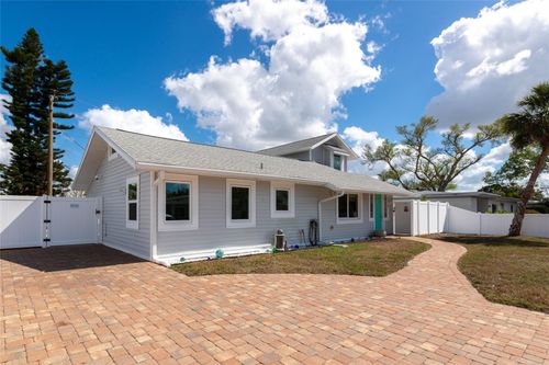 1219 65th St Nw, BRADENTON, FL, 34209-1326 | Card Image