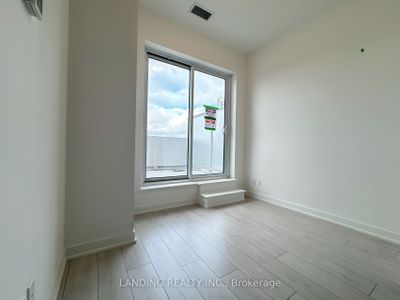 806 - 2033 Kennedy Rd, Condo with 1 bedrooms, 1 bathrooms and 1 parking in Toronto ON | Image 3