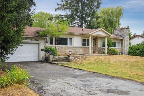 106 Cedar Brae Blvd, Scarborough, ON, M1J2K5 | Card Image