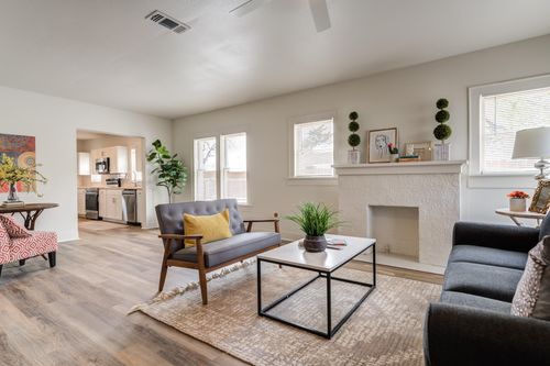 1721 23rd St, Lubbock, TX, 79411-1213 | Card Image